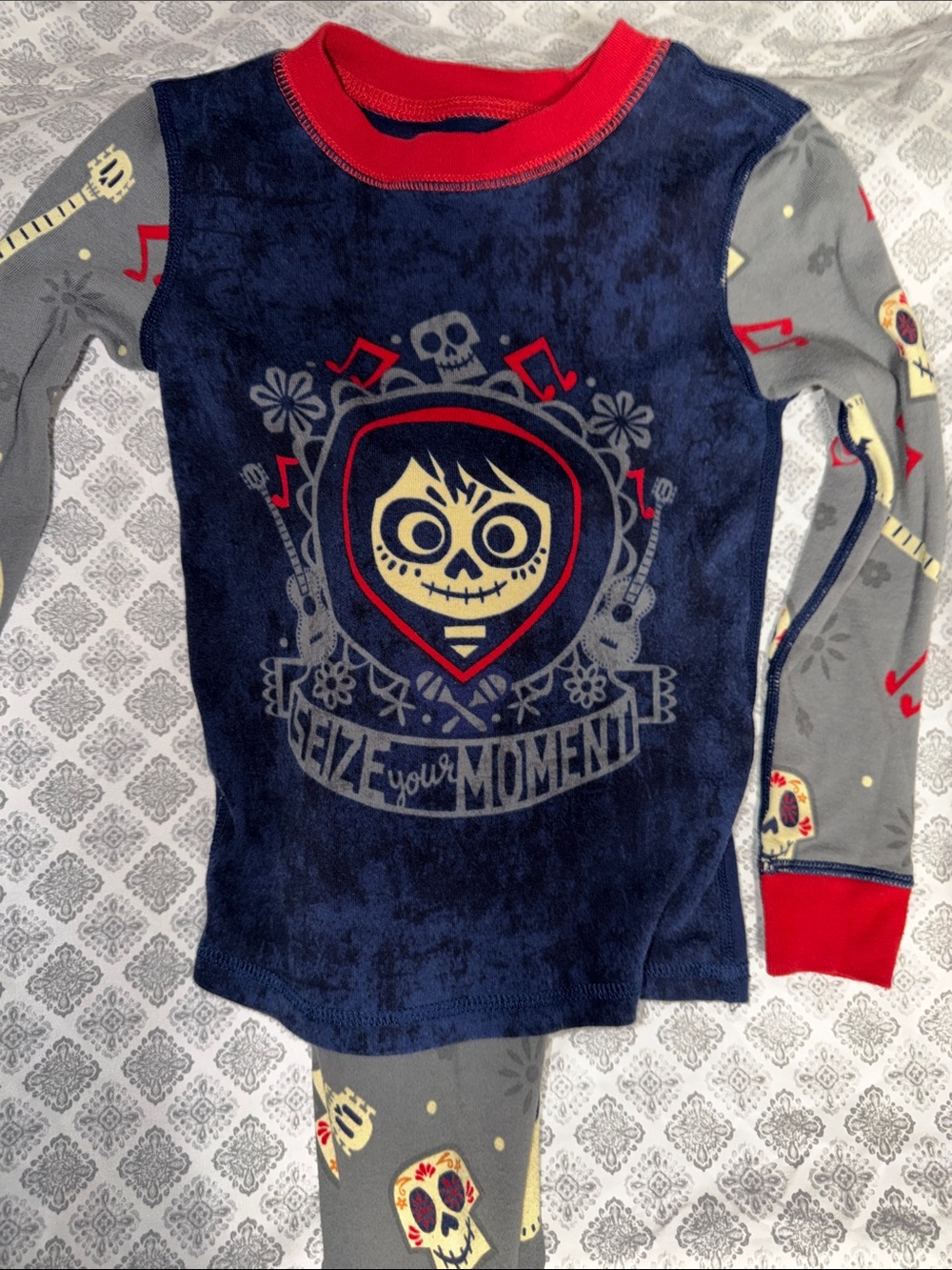 Kids Disney CoCo Navy & Gray 'Seize Your Moment' Skull Graphic Long Sleeve Top